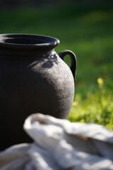 Siyah Kulplu Terracotta Küp